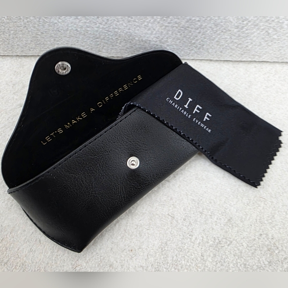 New DIFF Bella Sunglasses Cream Tortoise with Pink Mirror Lenses - Picture 13 of 16